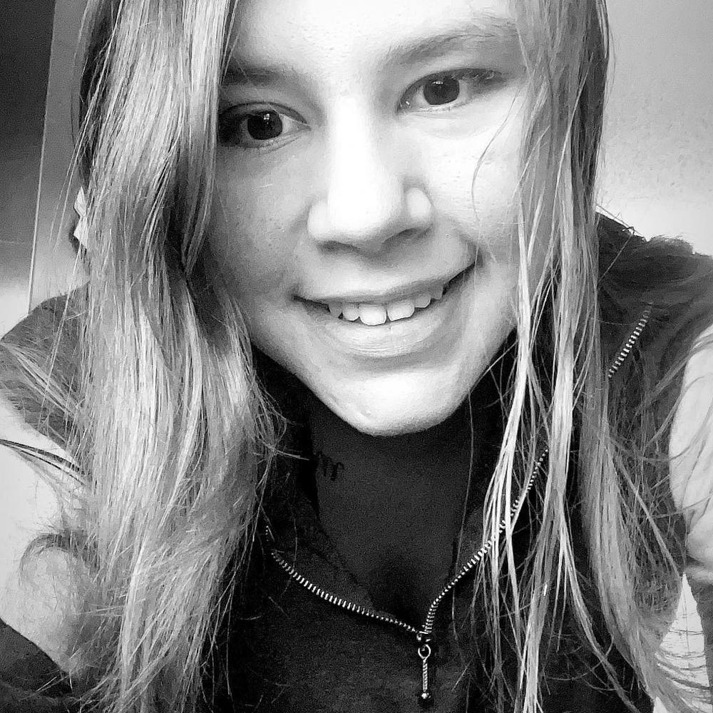 Meet your Posher, Katelyn